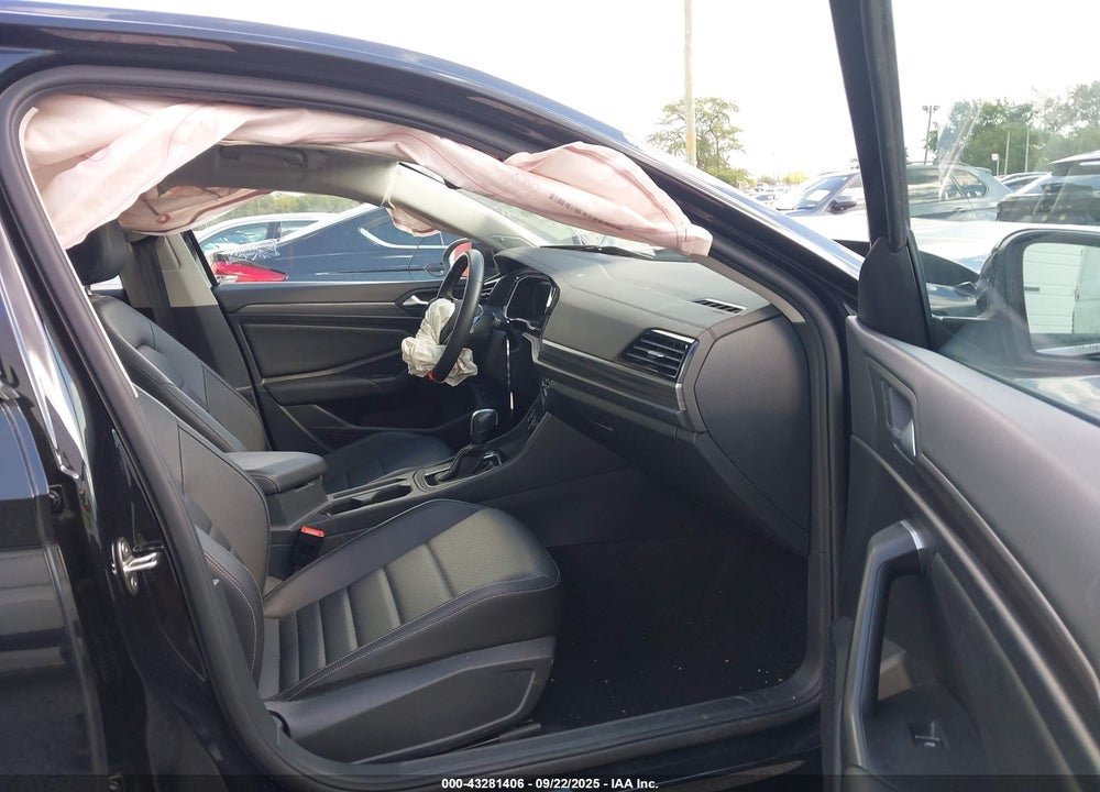 2021 VOLKSWAGEN JETTA 1.4T SEL VIN: 3VWE57BU3MM083004