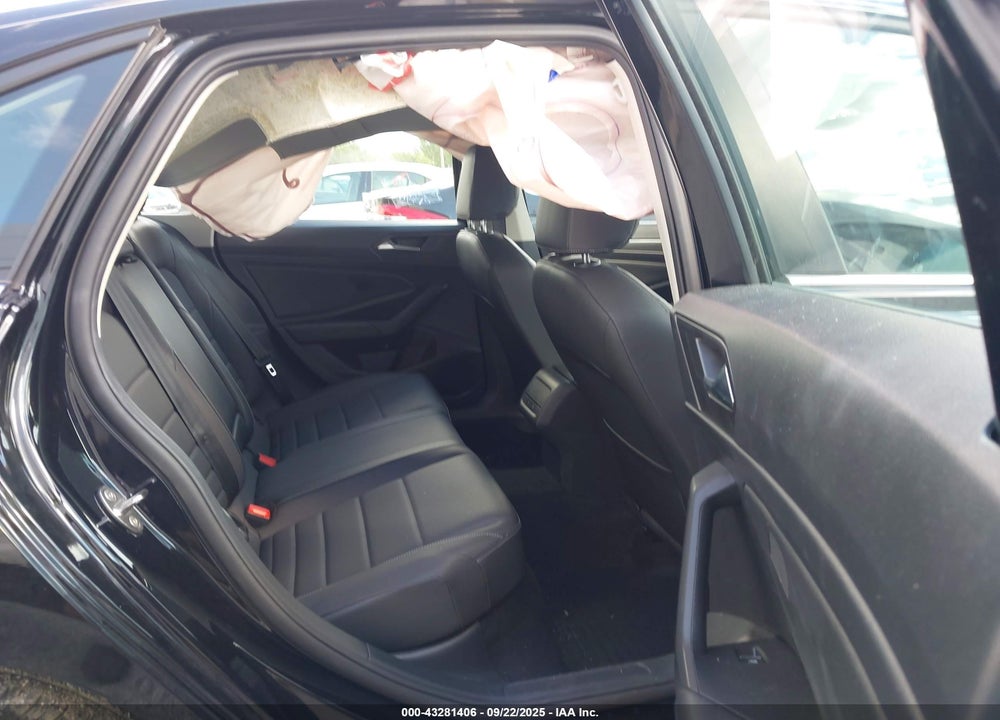 2021 VOLKSWAGEN JETTA 1.4T SEL VIN: 3VWE57BU3MM083004