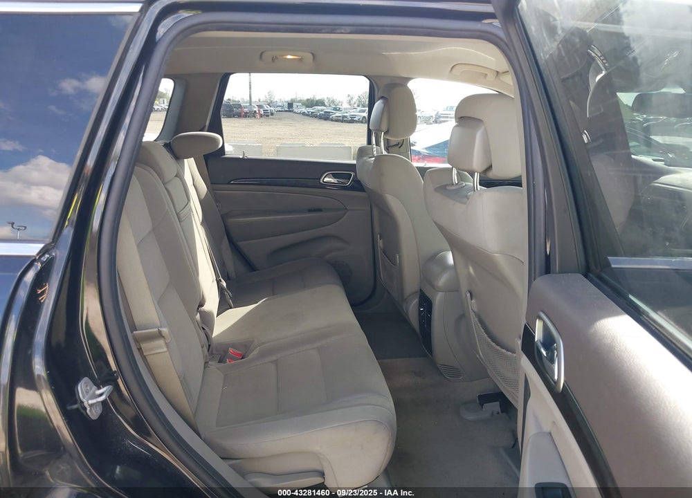 2013 JEEP GRAND CHEROKEE LAREDO VIN: 1C4RJEAG8DC517452