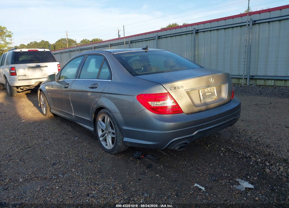 2012 MERCEDES-BENZ C CLASS VIN: WDDGF4HB1CA628390