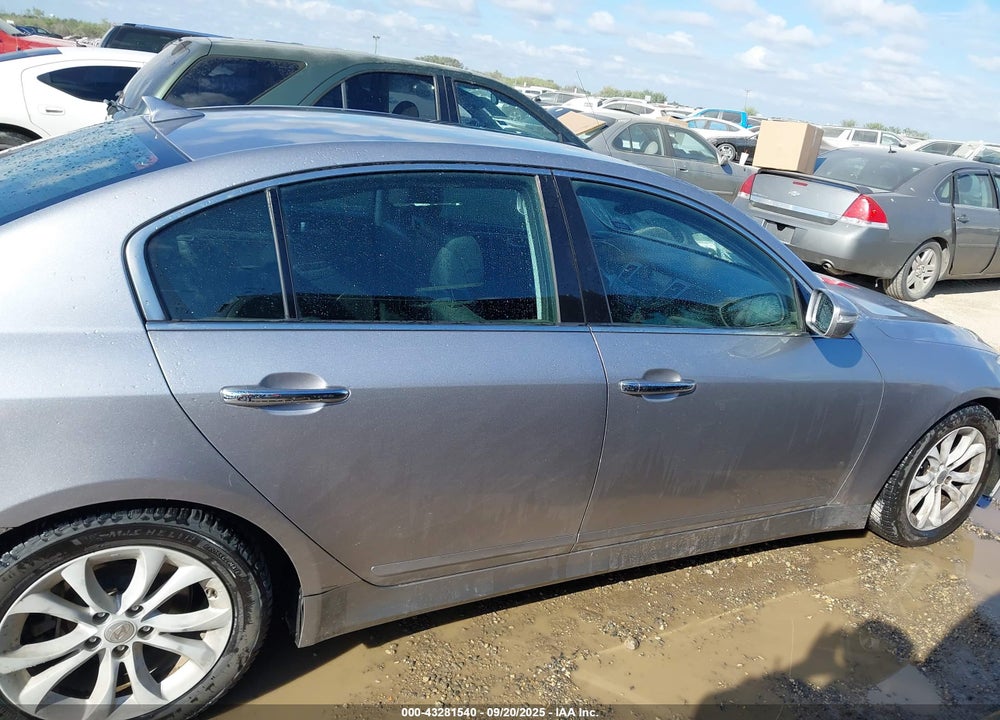 2013 HYUNDAI GENESIS 3.8 VIN: KMHGC4DD6DU243333
