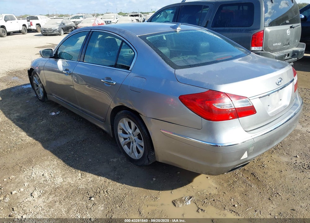 2013 HYUNDAI GENESIS 3.8 VIN: KMHGC4DD6DU243333