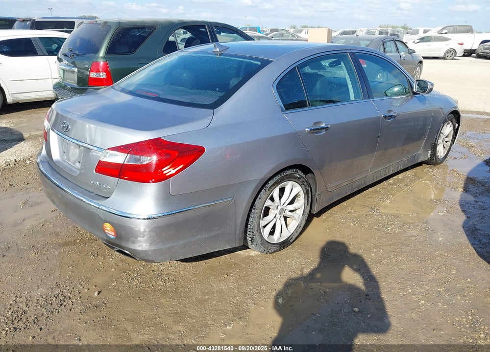 2013 HYUNDAI GENESIS 3.8 VIN: KMHGC4DD6DU243333