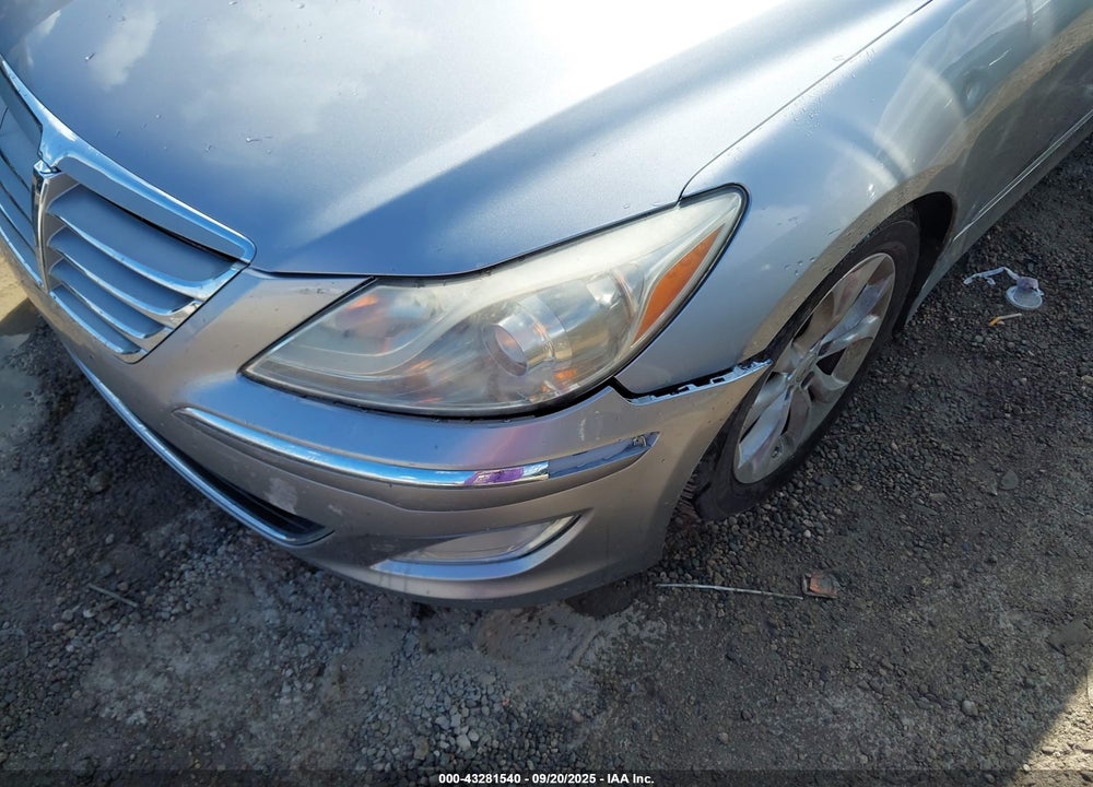 2013 HYUNDAI GENESIS 3.8 VIN: KMHGC4DD6DU243333