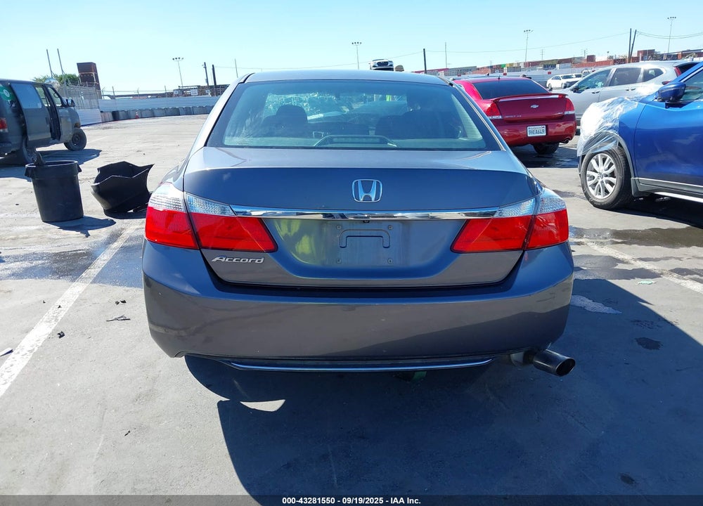 2015 HONDA ACCORD VIN: 1HGCR2F37FA259301