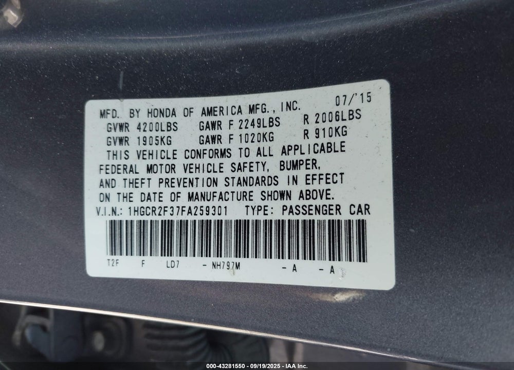 2015 HONDA ACCORD VIN: 1HGCR2F37FA259301