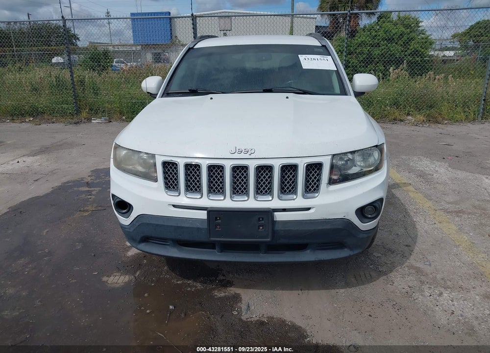 2016 JEEP COMPASS LATITUDE VIN: 1C4NJCEA1GD628352