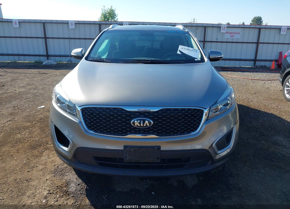 2017 KIA SORENTO VIN: 5XYPGDA31HG286330