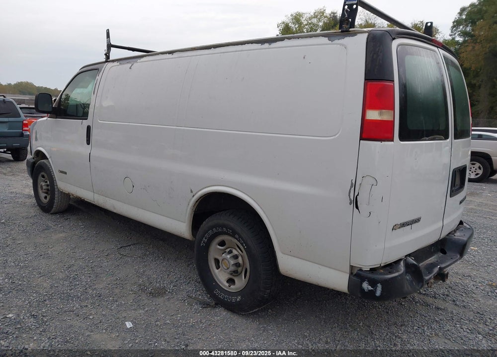 2005 CHEVROLET EXPRESS VIN: 1GCGG25V851194868