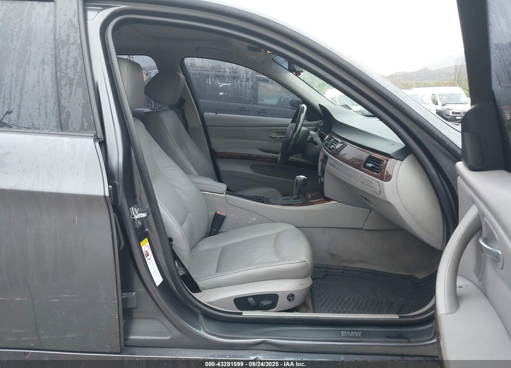2006 BMW 3 SERIES VIN: WBAVD13566KV13299