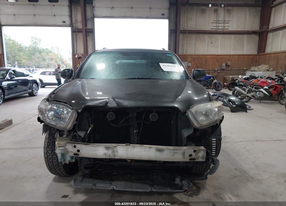 2010 TOYOTA HIGHLANDER VIN: 5TDBK3EH3AS021345