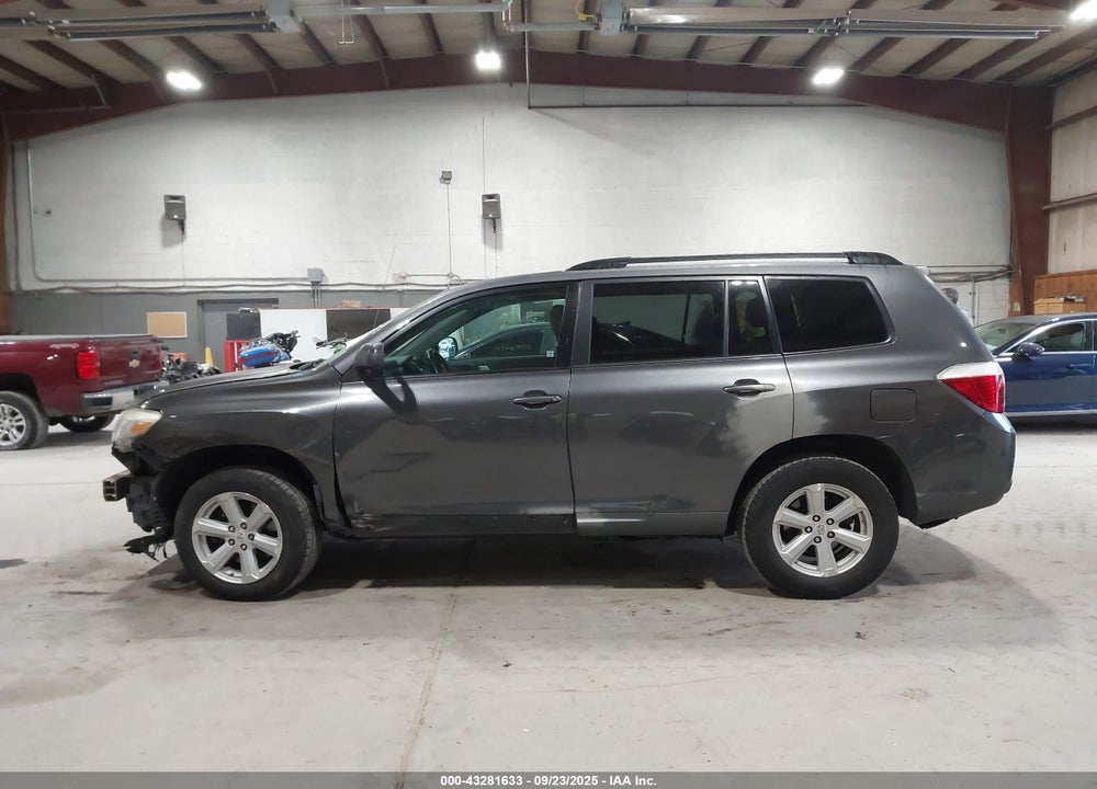 2010 TOYOTA HIGHLANDER VIN: 5TDBK3EH3AS021345