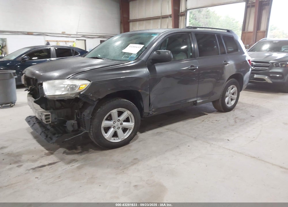 2010 TOYOTA HIGHLANDER VIN: 5TDBK3EH3AS021345