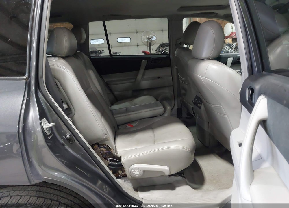 2010 TOYOTA HIGHLANDER VIN: 5TDBK3EH3AS021345
