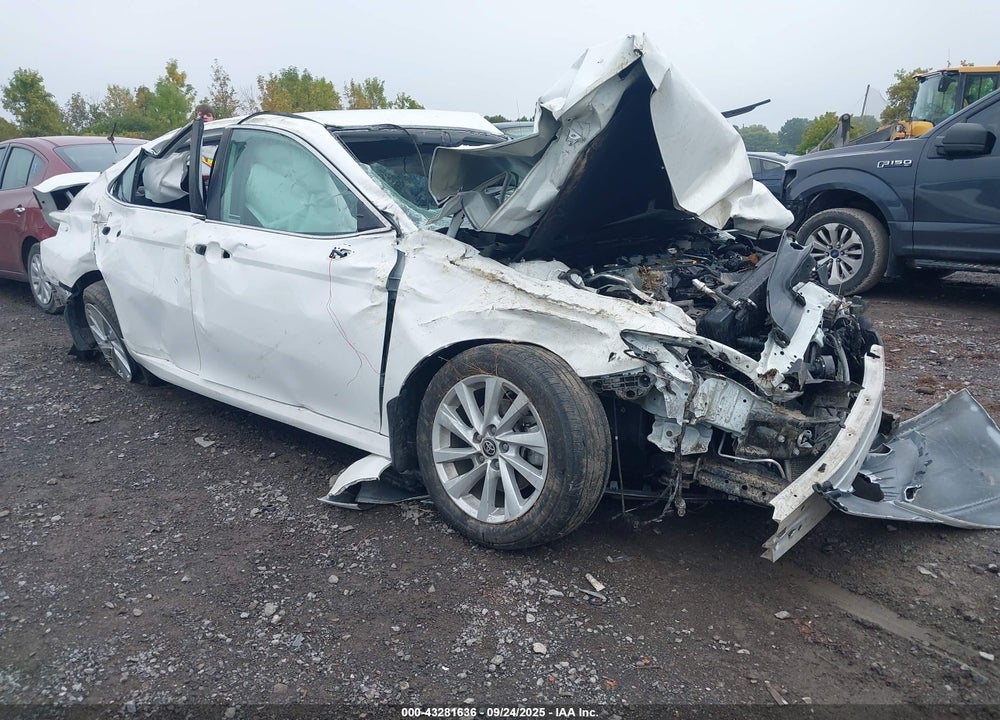 2022 TOYOTA CAMRY LE AWD VIN: 4T1C11BK2NU072800