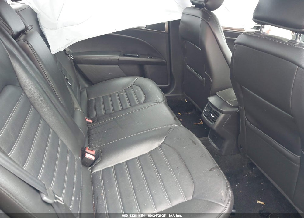 2016 FORD FUSION VIN: 1FA6P0HD8G5117177
