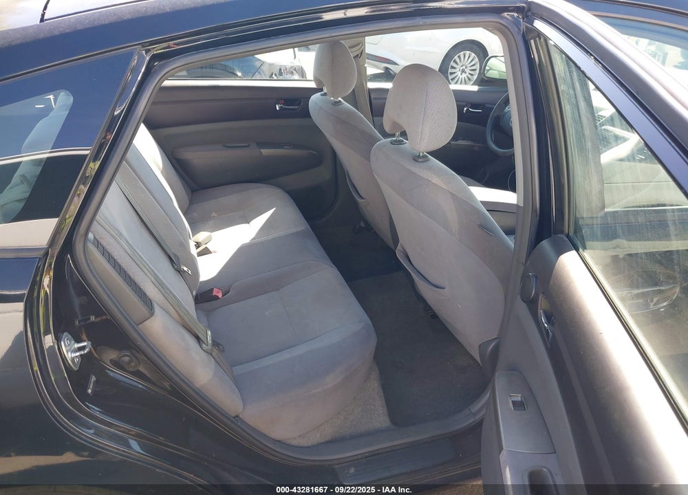 2005 TOYOTA PRIUS VIN: JTDKB20U153055368