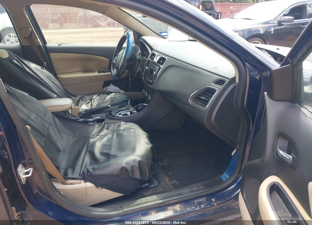 2014 CHRYSLER 200 TOURING VIN: 1C3CCBBB6EN127610