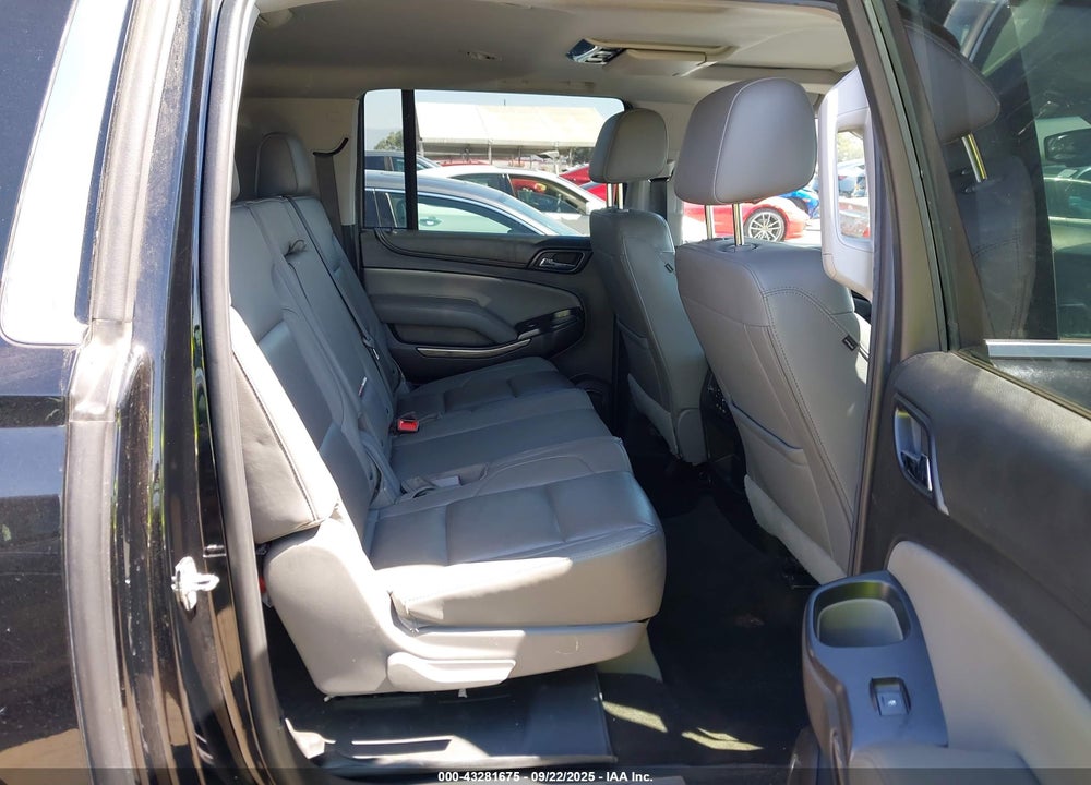 2018 CHEVROLET SUBURBAN LT VIN: 1GNSKHKC5JR193078