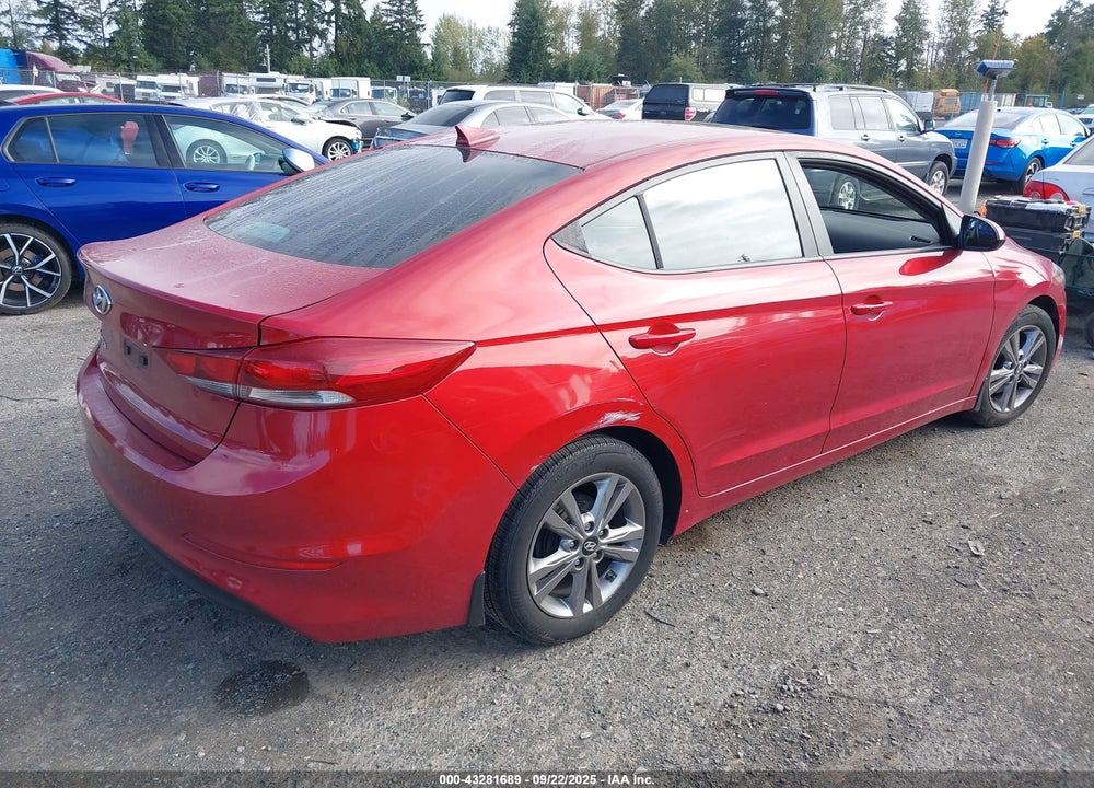2017 HYUNDAI ELANTRA VIN: KMHD84LFXHU362905