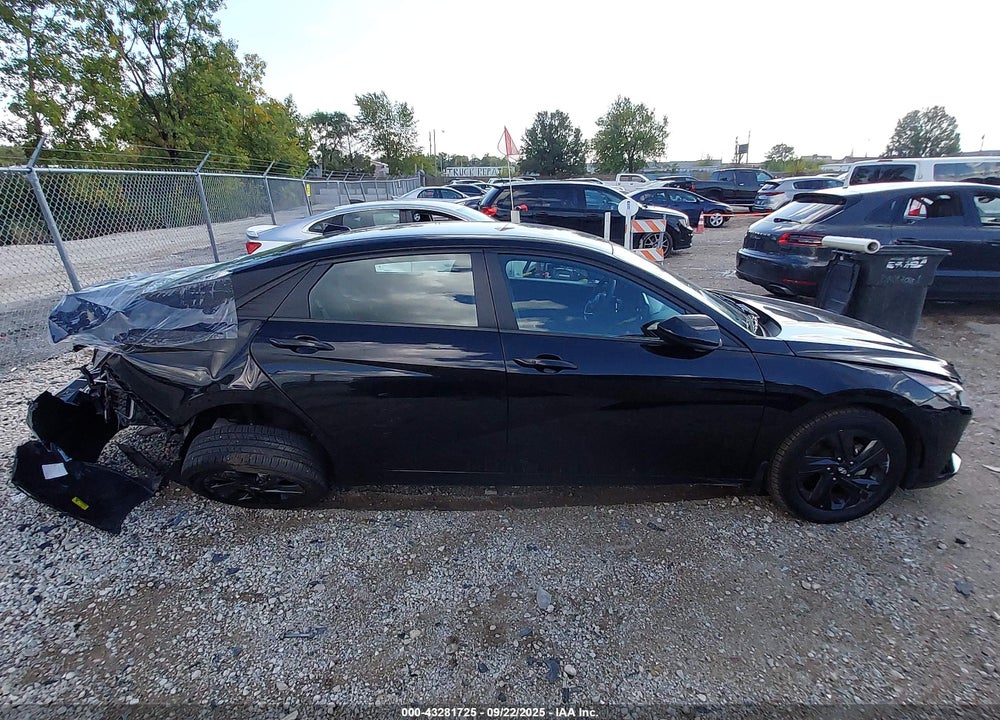 2023 HYUNDAI ELANTRA SEL VIN: 5NPLM4AG1PH088798