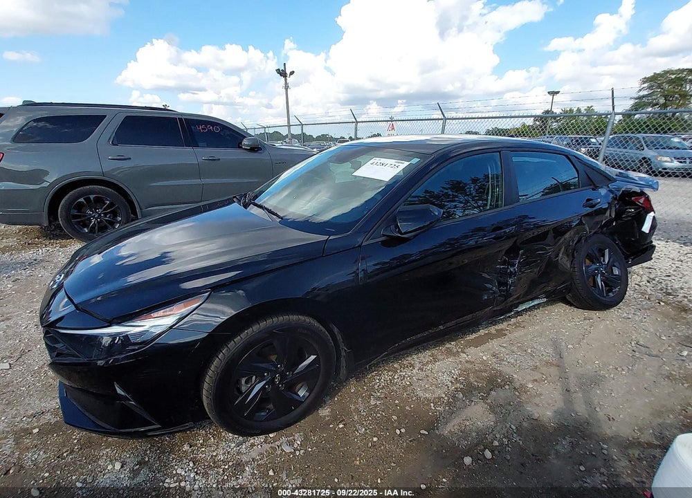 2023 HYUNDAI ELANTRA SEL VIN: 5NPLM4AG1PH088798