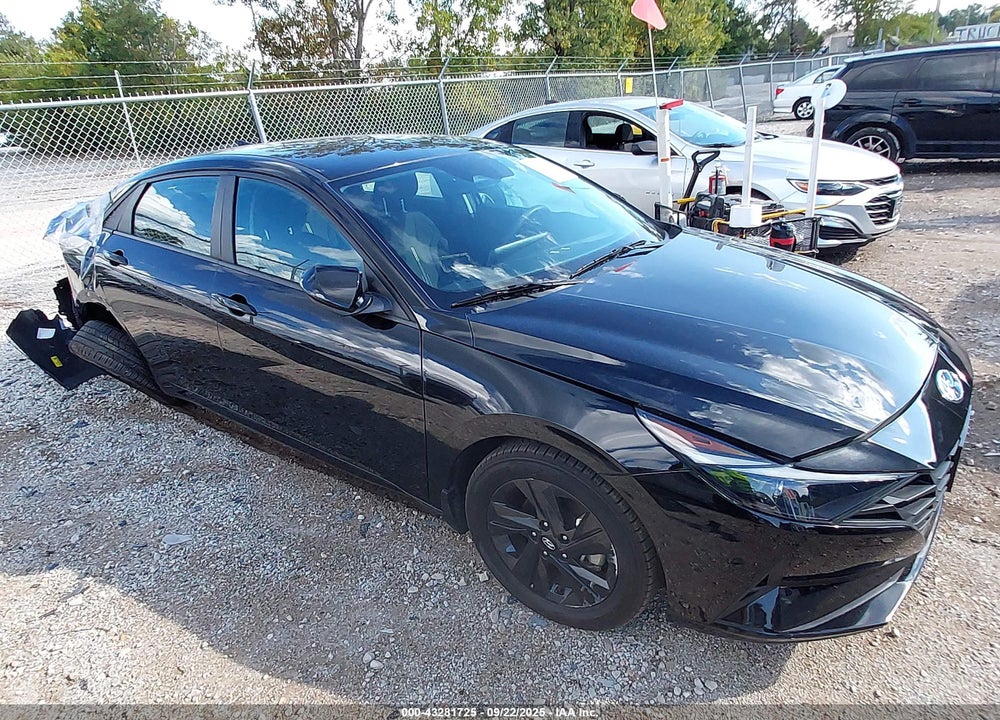 2023 HYUNDAI ELANTRA SEL VIN: 5NPLM4AG1PH088798
