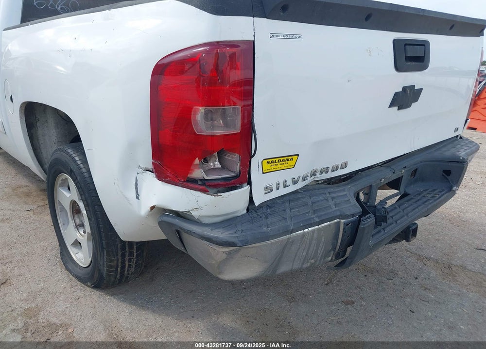2008 CHEVROLET SILVERADO 1500 LT1 VIN: 2GCEC13C581246860