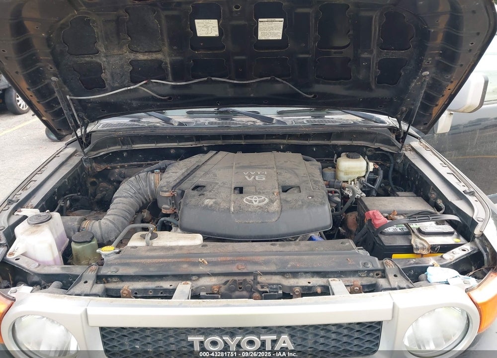 2007 TOYOTA FJ CRUISER VIN: JTEBU11F170088911