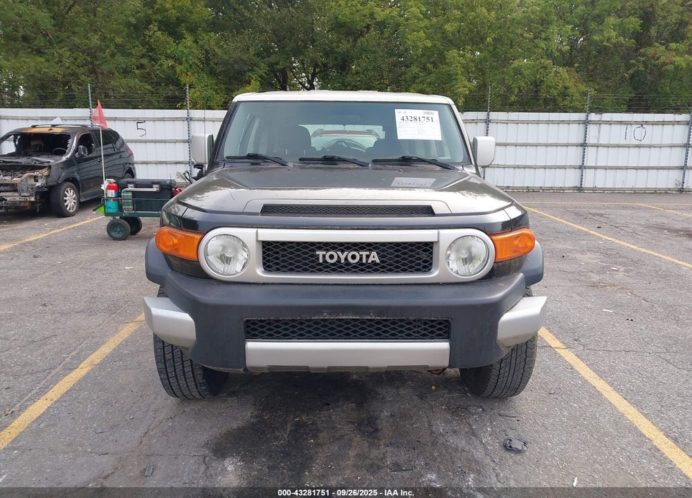 2007 TOYOTA FJ CRUISER VIN: JTEBU11F170088911
