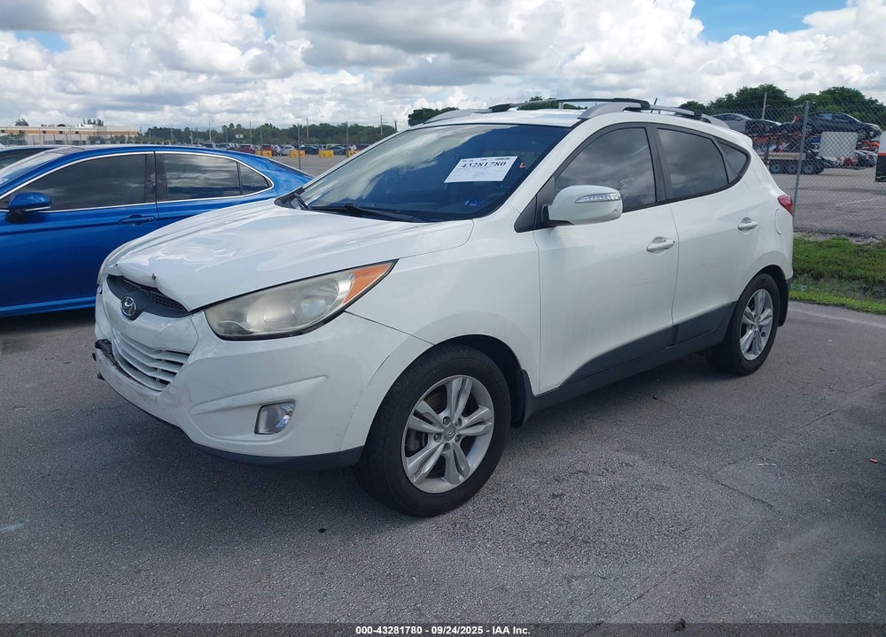 2013 HYUNDAI TUCSON GLS VIN: KM8JU3AC2DU616781