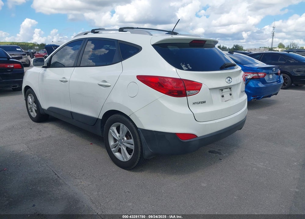 2013 HYUNDAI TUCSON GLS VIN: KM8JU3AC2DU616781