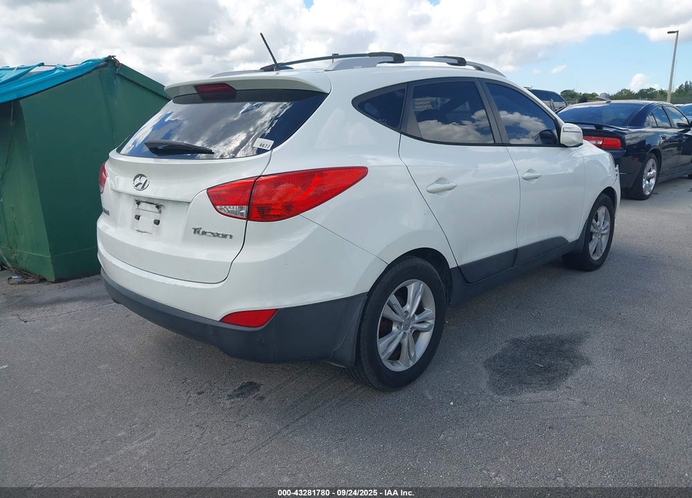2013 HYUNDAI TUCSON GLS VIN: KM8JU3AC2DU616781