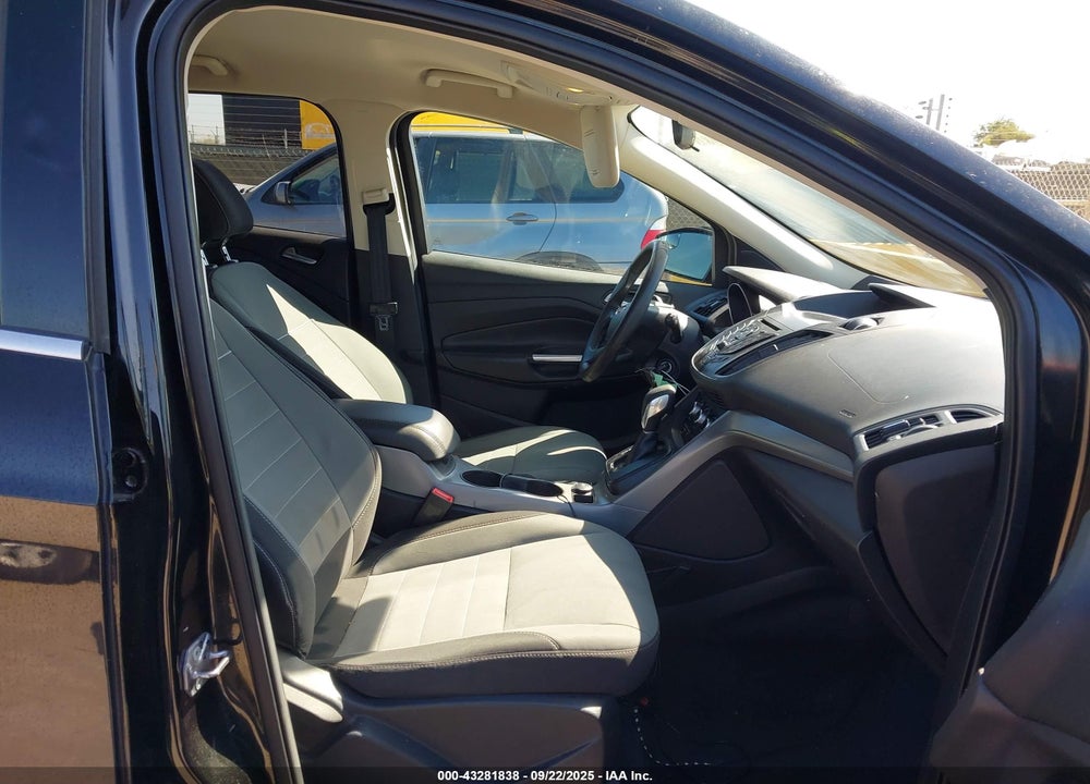 2015 FORD ESCAPE VIN: 1FMCU0G98FUB08692