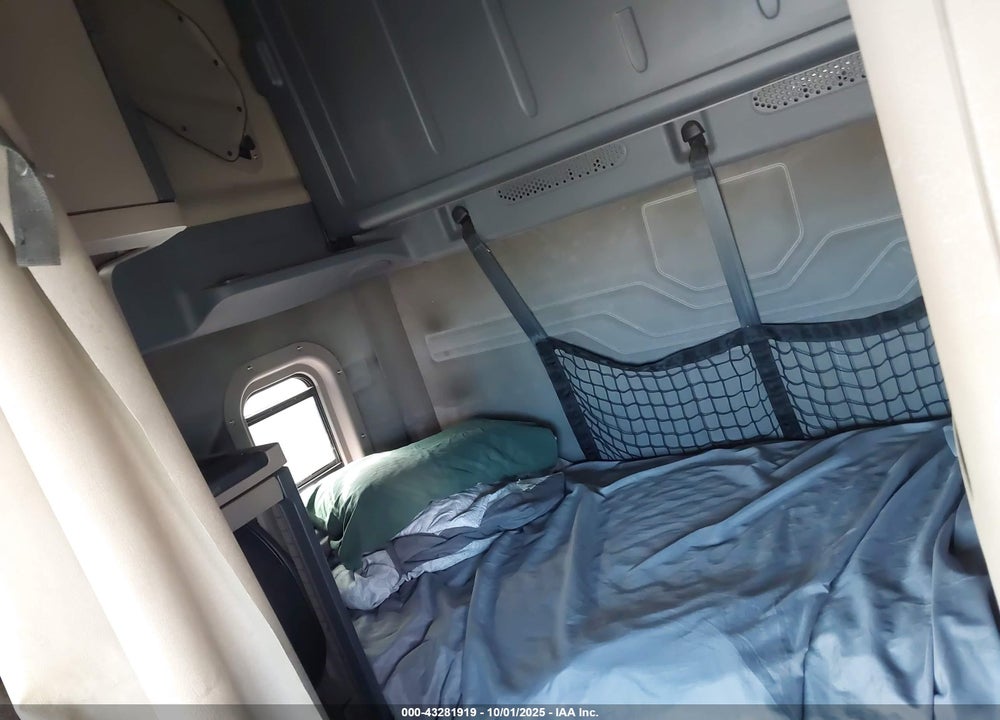 2012 FREIGHTLINER CASCADIA 125 VIN: 1FUJGLBG1CSBT3107