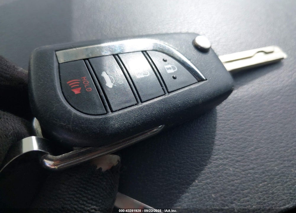 2021 TOYOTA COROLLA VIN: 5YFEPMAE6MP203960