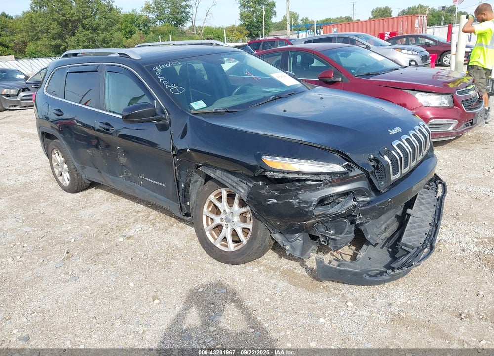2015 JEEP CHEROKEE LATITUDE VIN: 1C4PJLCB5FW782215