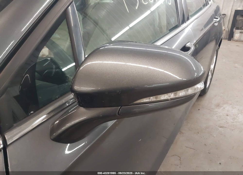 2015 FORD FUSION VIN: 3FA6P0H73FR114287