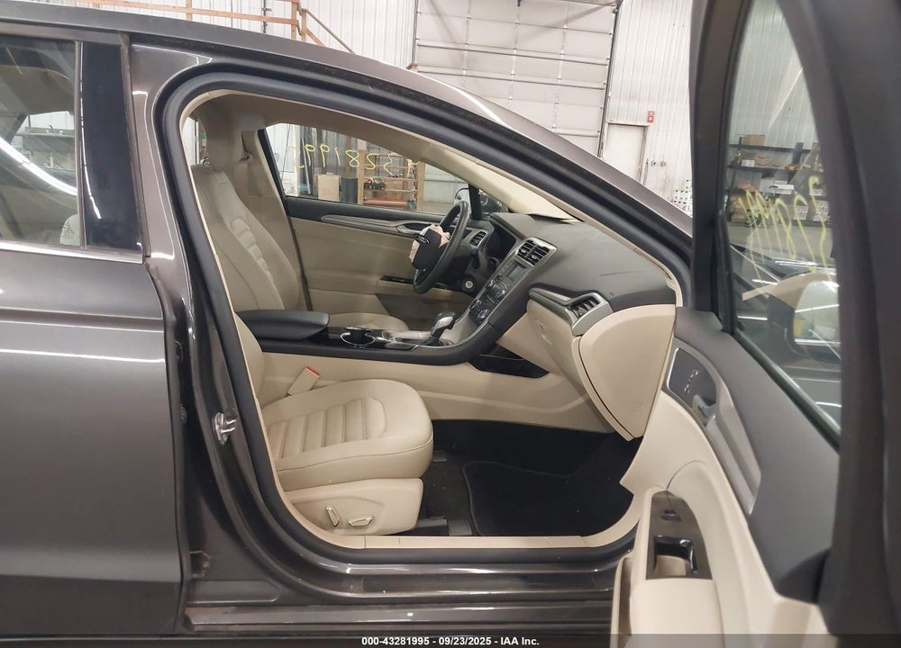 2015 FORD FUSION VIN: 3FA6P0H73FR114287