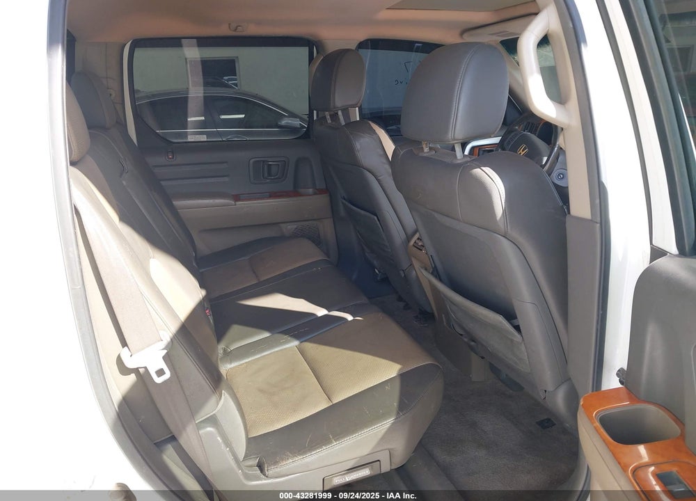 2006 HONDA RIDGELINE RTL VIN: 2HJYK16546H574817