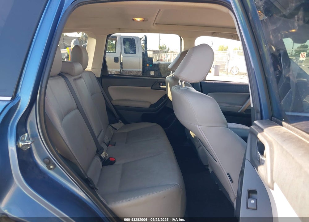 2015 SUBARU FORESTER VIN: JF2SJAWC7FH424588