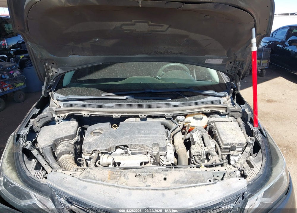 2018 CHEVROLET CRUZE VIN: 1G1BE5SM9J7197758