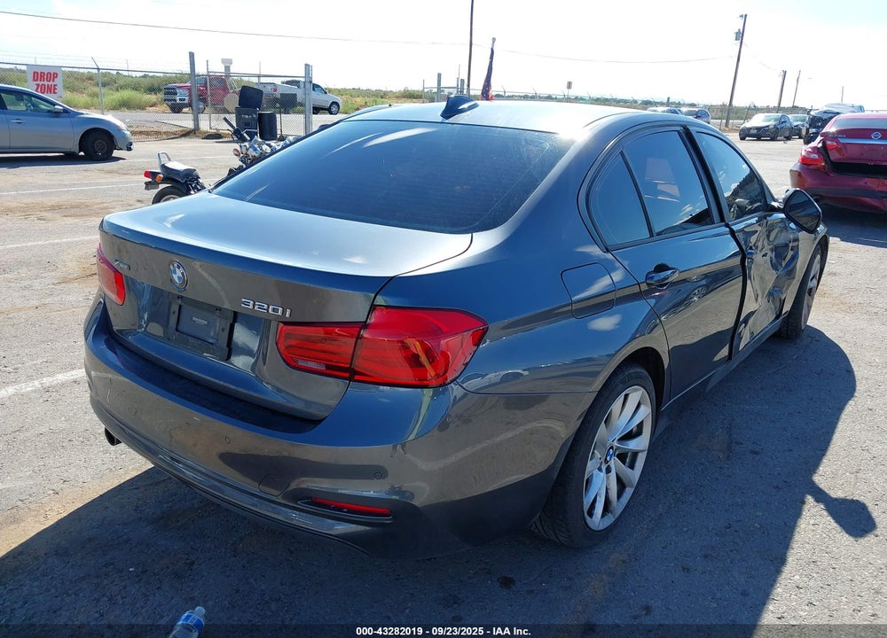 2018 BMW 3 SERIES VIN: WBA8A3C55JA489500