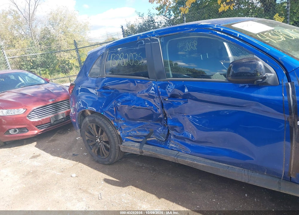 2021 MITSUBISHI OUTLANDER SPORT VIN: JA4APUAU7MU031683