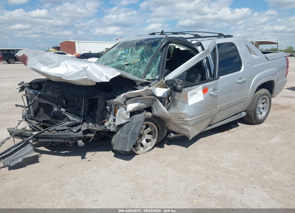 2011 CHEVROLET AVALANCHE 1500 LT1 VIN: 3GNMCFE0XBG358961