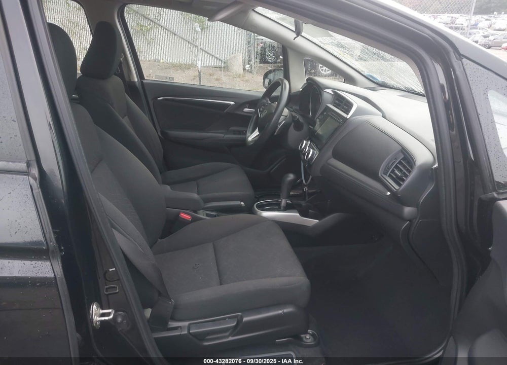 2017 HONDA FIT EX VIN: JHMGK5H74HS004185