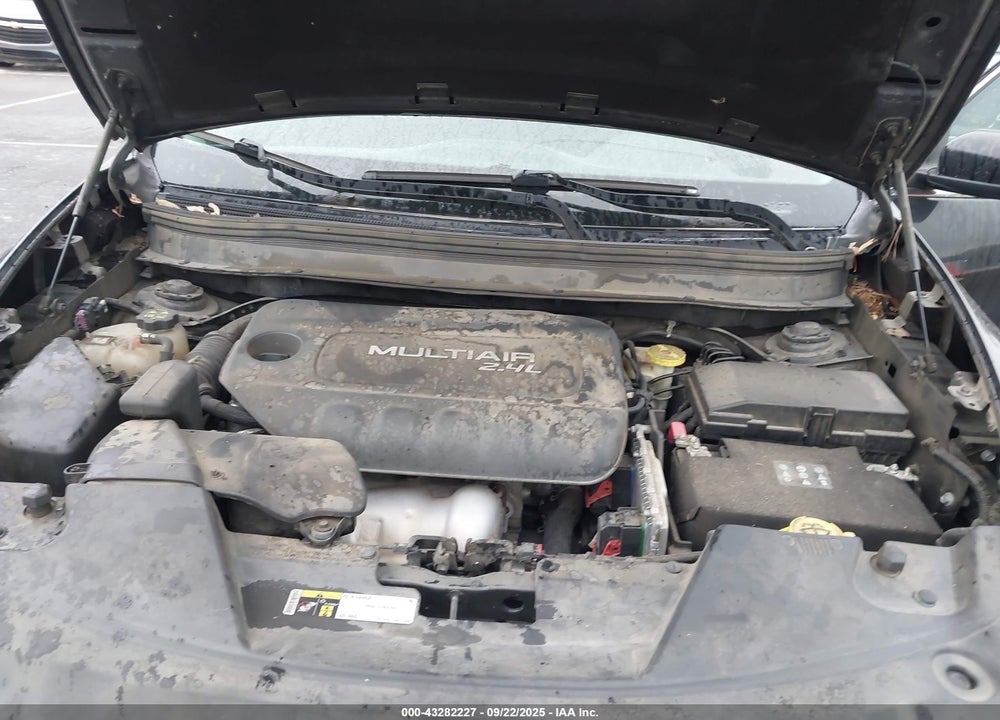 2014 JEEP CHEROKEE VIN: 1C4PJLCB5EW299290