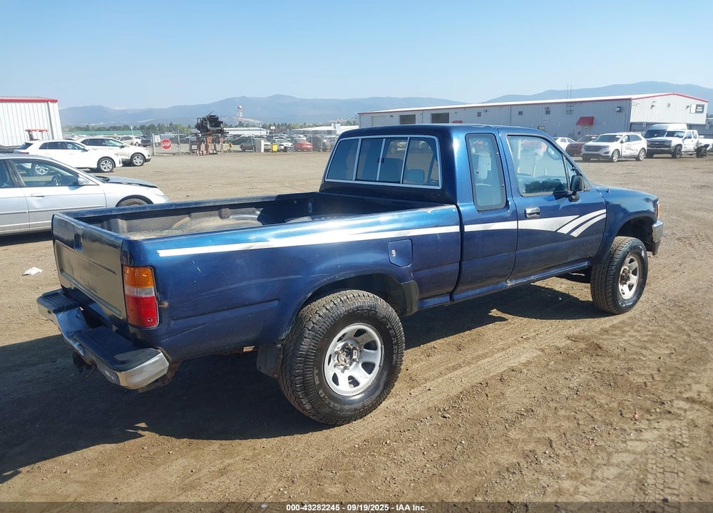 1992 TOYOTA PICKUP 1/2 TON EX LONG WHLBS SR5 VIN: JT4VN13G9N5085307