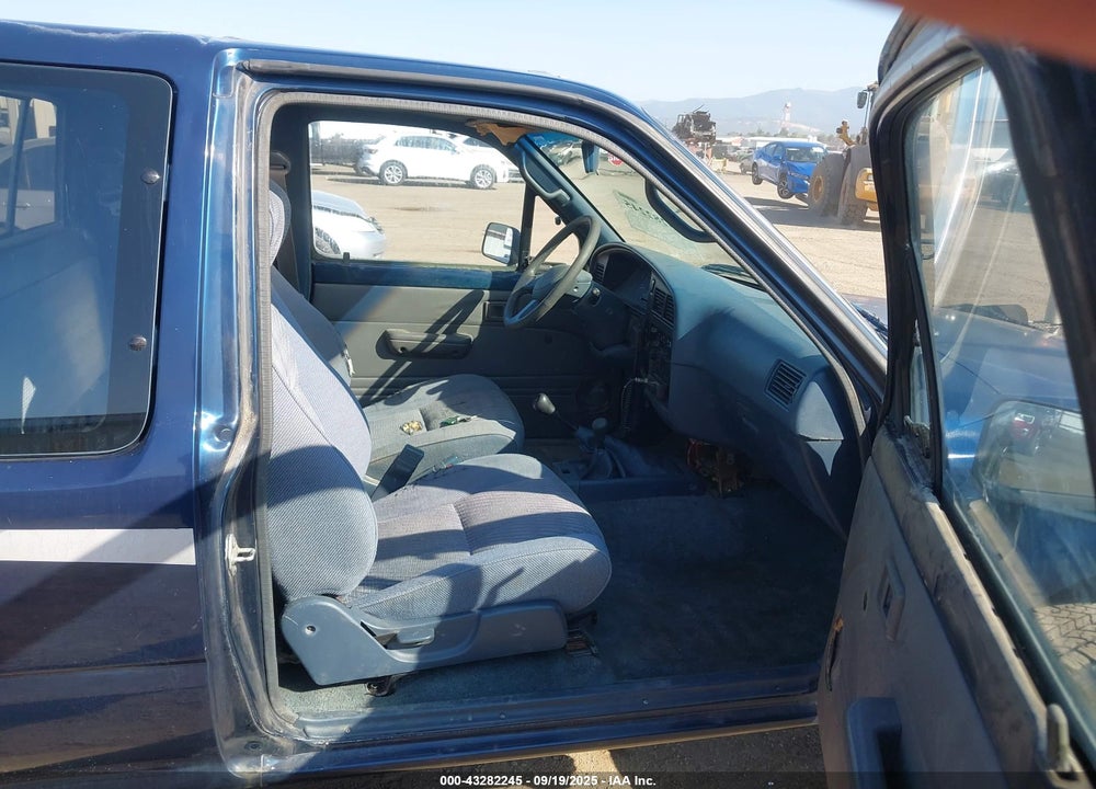 1992 TOYOTA PICKUP 1/2 TON EX LONG WHLBS SR5 VIN: JT4VN13G9N5085307