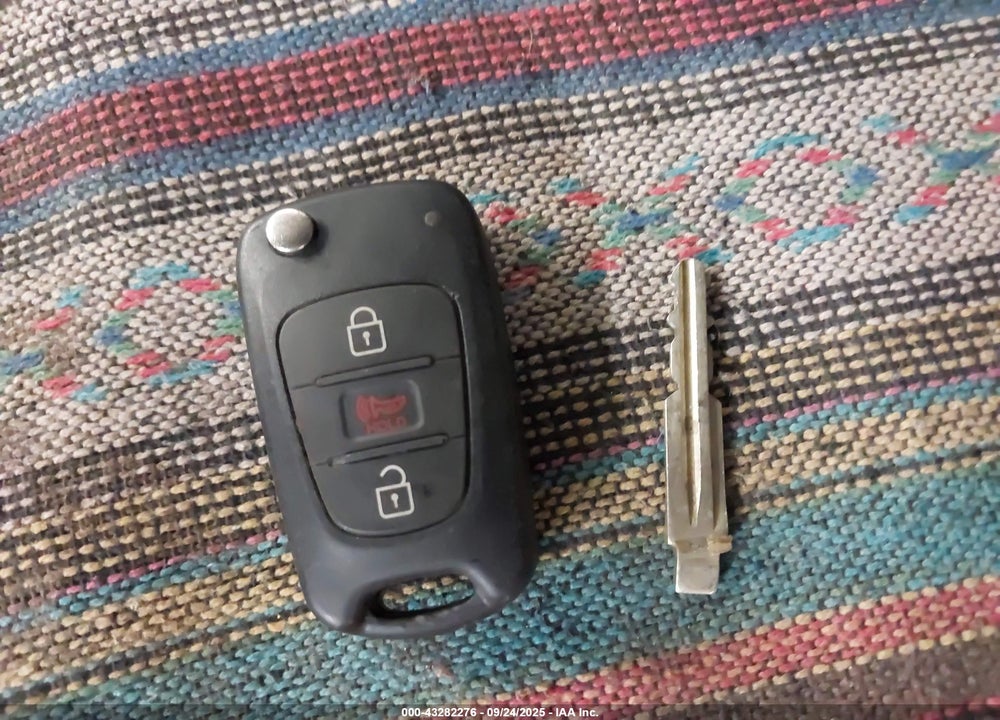 2012 KIA SOUL VIN: KNDJT2A57C7356278
